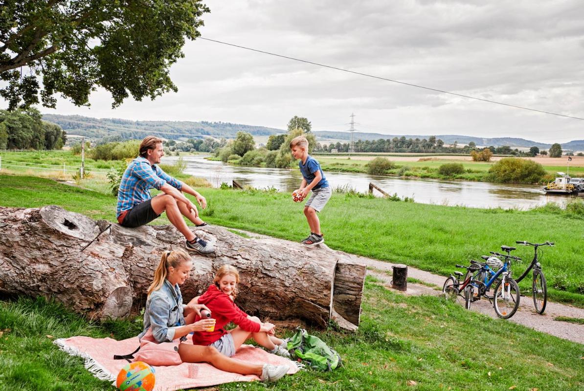 Hillside Bio Glamping Hotel Prebold Buitenkant foto