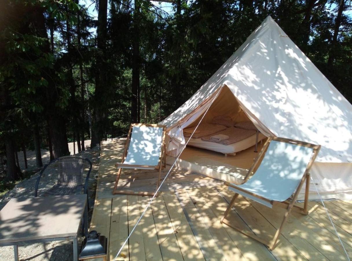 Hillside Bio Glamping Hotel Prebold Buitenkant foto